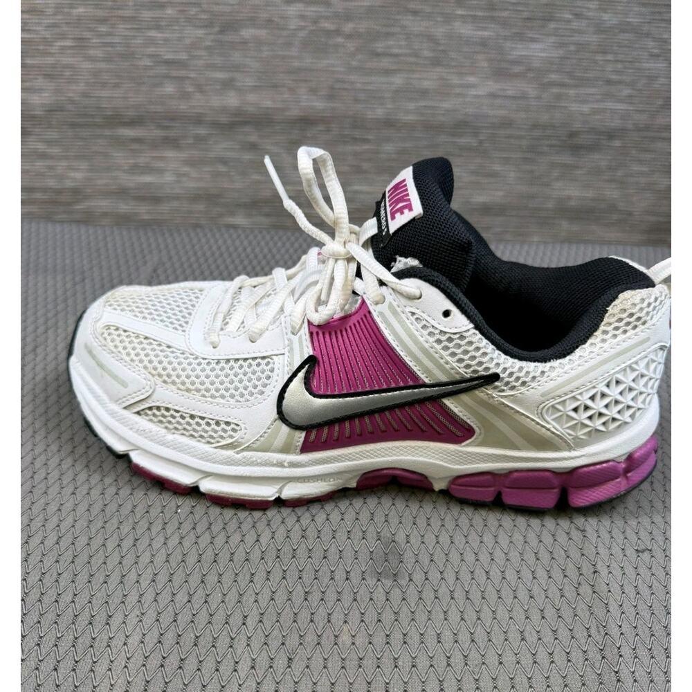 Nike Kids White Black Pink Athletic Sneakers